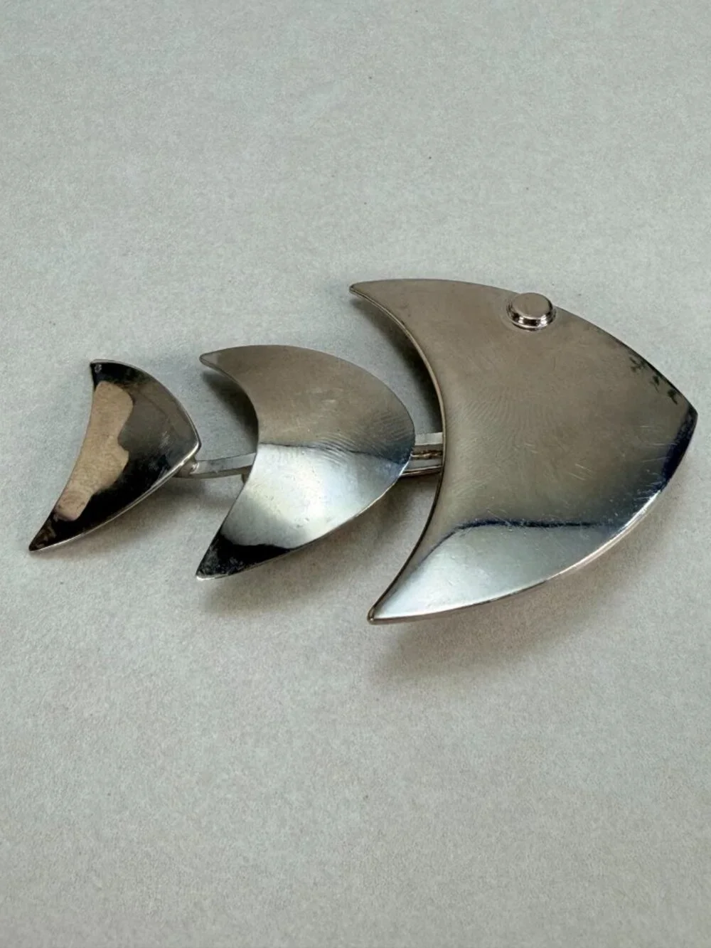 Vintage Modernist Silver Tone Fish Brooch Minimalist Abstract Figural Pin
